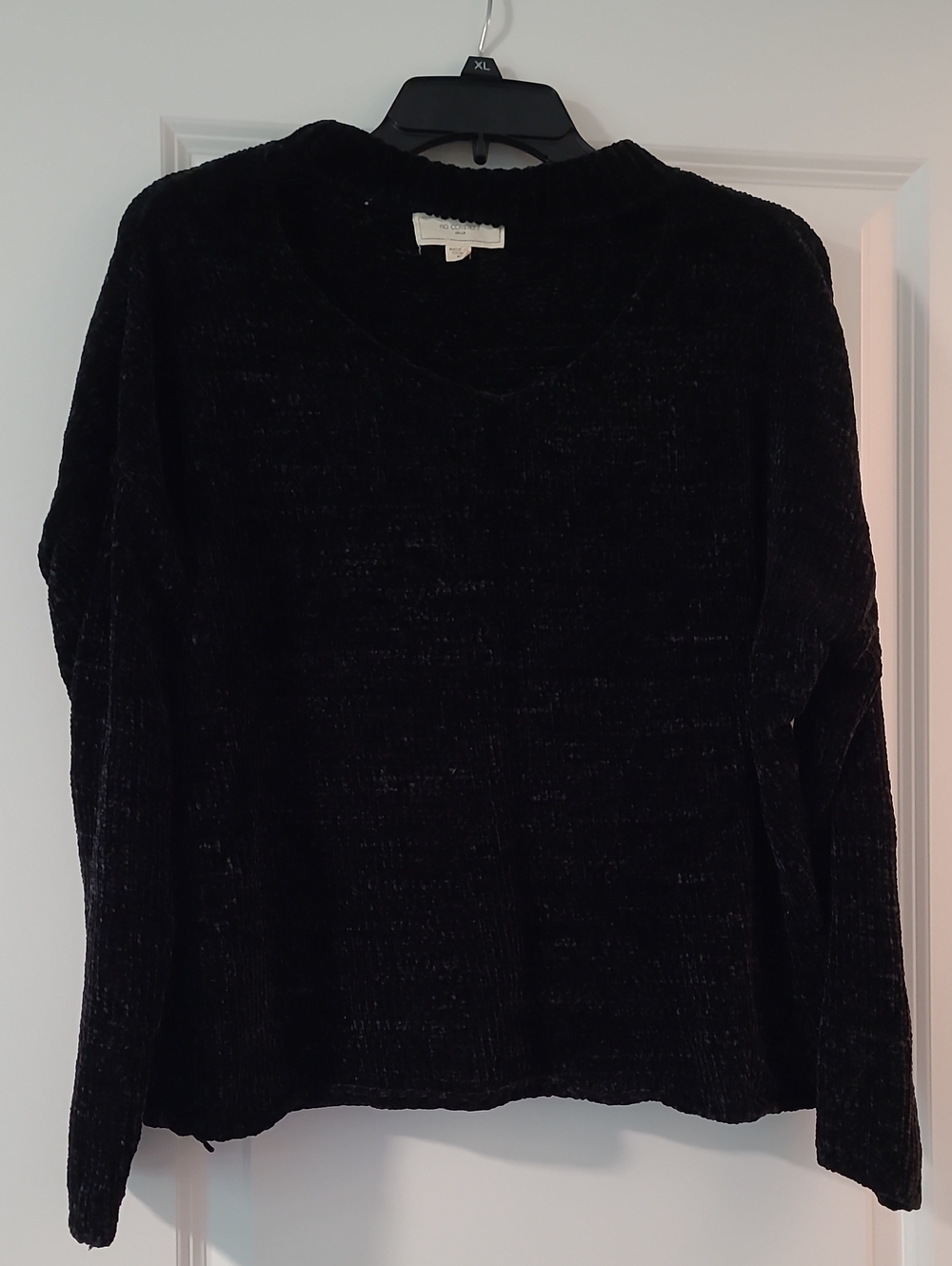 Women's Black Chenille Crewneck Sweater - Soft Plush Knit